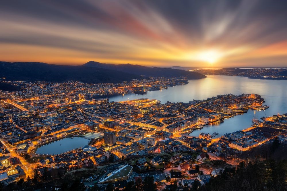 Bergen night
