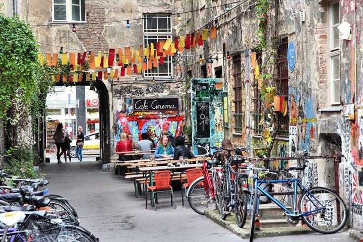 Berlino Hackesche Höfe_227924359