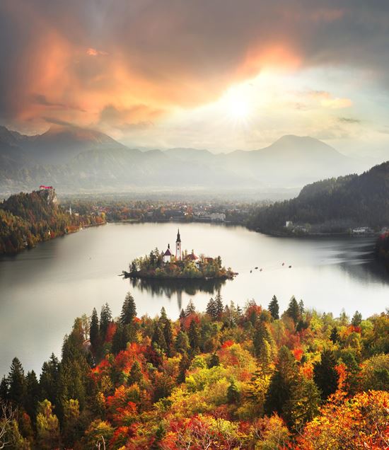 Bled_239585285-min.jpeg Bled_239585285-min.jpeg  