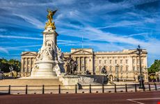 Buckingham Palace_568681906