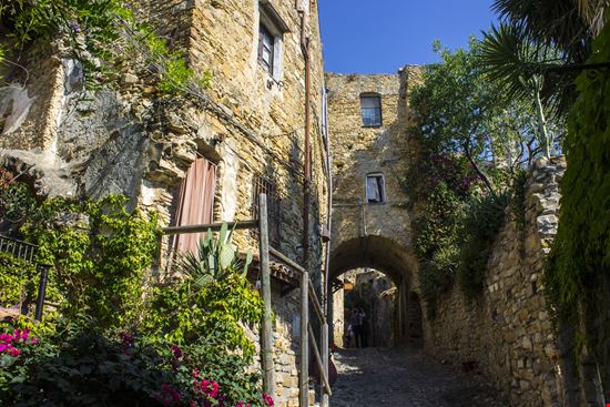 Bussana_177397486-min.jpeg Bussana_177397486-min.jpeg  
