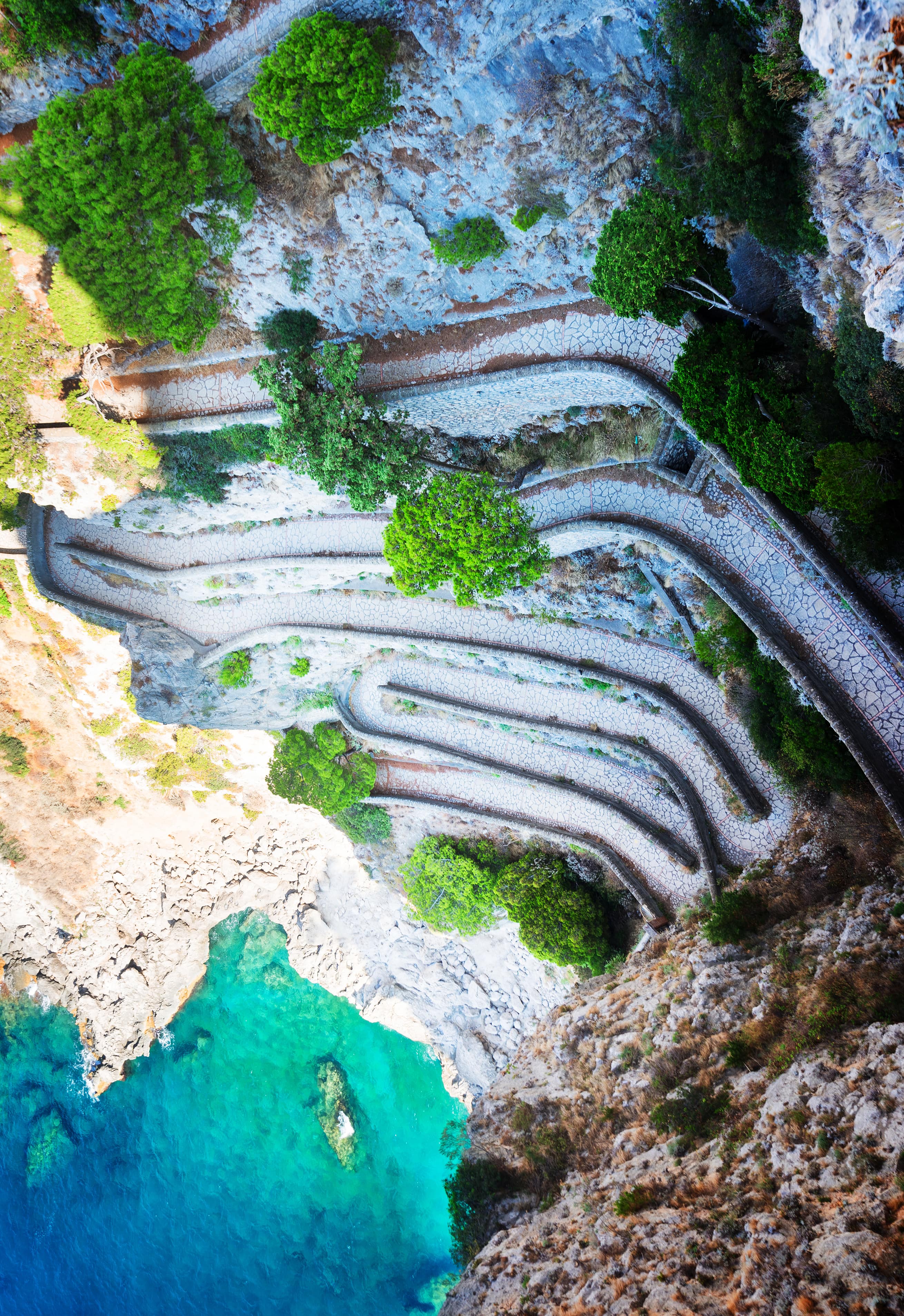 Capri_174279982-min.jpeg