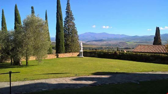 castello banfi_1358090093 castello banfi_1358090093  