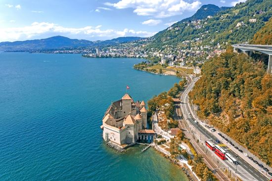 Chillon_295542848-min.jpeg Chillon_295542848-min.jpeg  