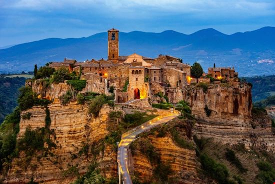 Civita_di_Bagnoregio_sera Civita_di_Bagnoregio_sera  