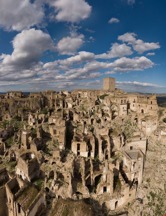 Craco_1977468917 Craco_1977468917  