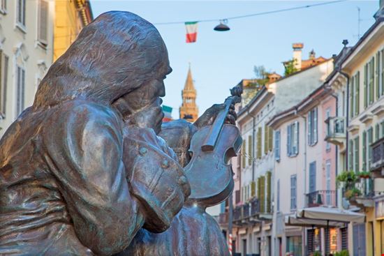 cremona_stradivari cremona_stradivari  