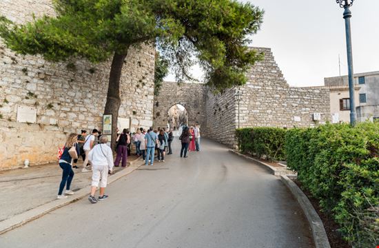 Castello di Venere elesi / Shutterstock.com  