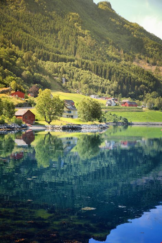 Fiordi_1146156992 Fiordi_1146156992  