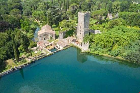 giardini di ninfa_2036462729 giardini di ninfa_2036462729  