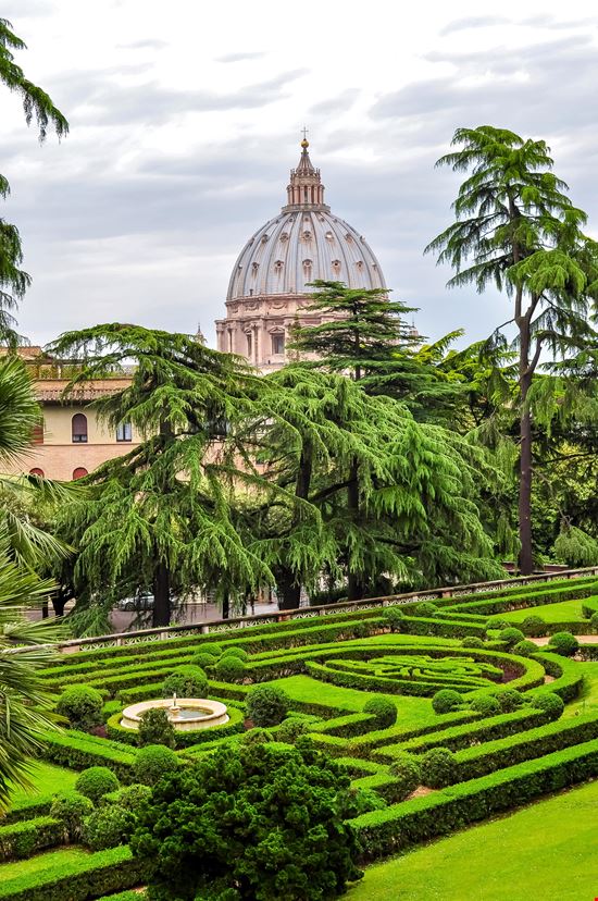 Giardini_Vaticani_269898119-min.jpeg Giardini_Vaticani_269898119-min.jpeg  