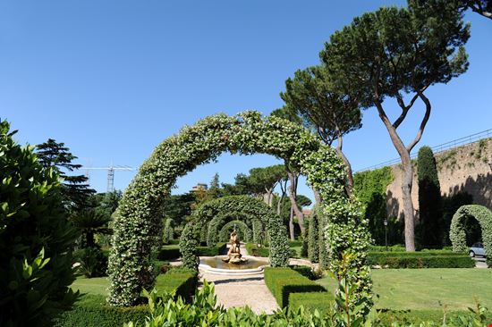 Giardini_Vaticani_42658323-min.jpeg Giardini_Vaticani_42658323-min.jpeg  