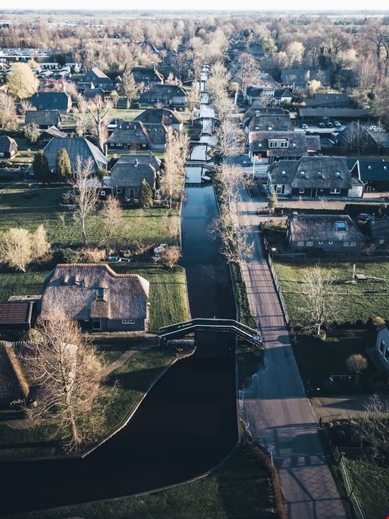 Giethoorn_1792483306 Giethoorn_1792483306  