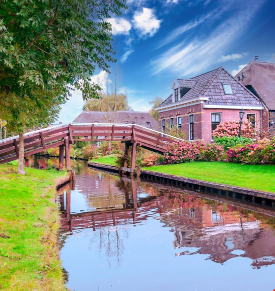 Giethoorn_1946762809 Giethoorn_1946762809  