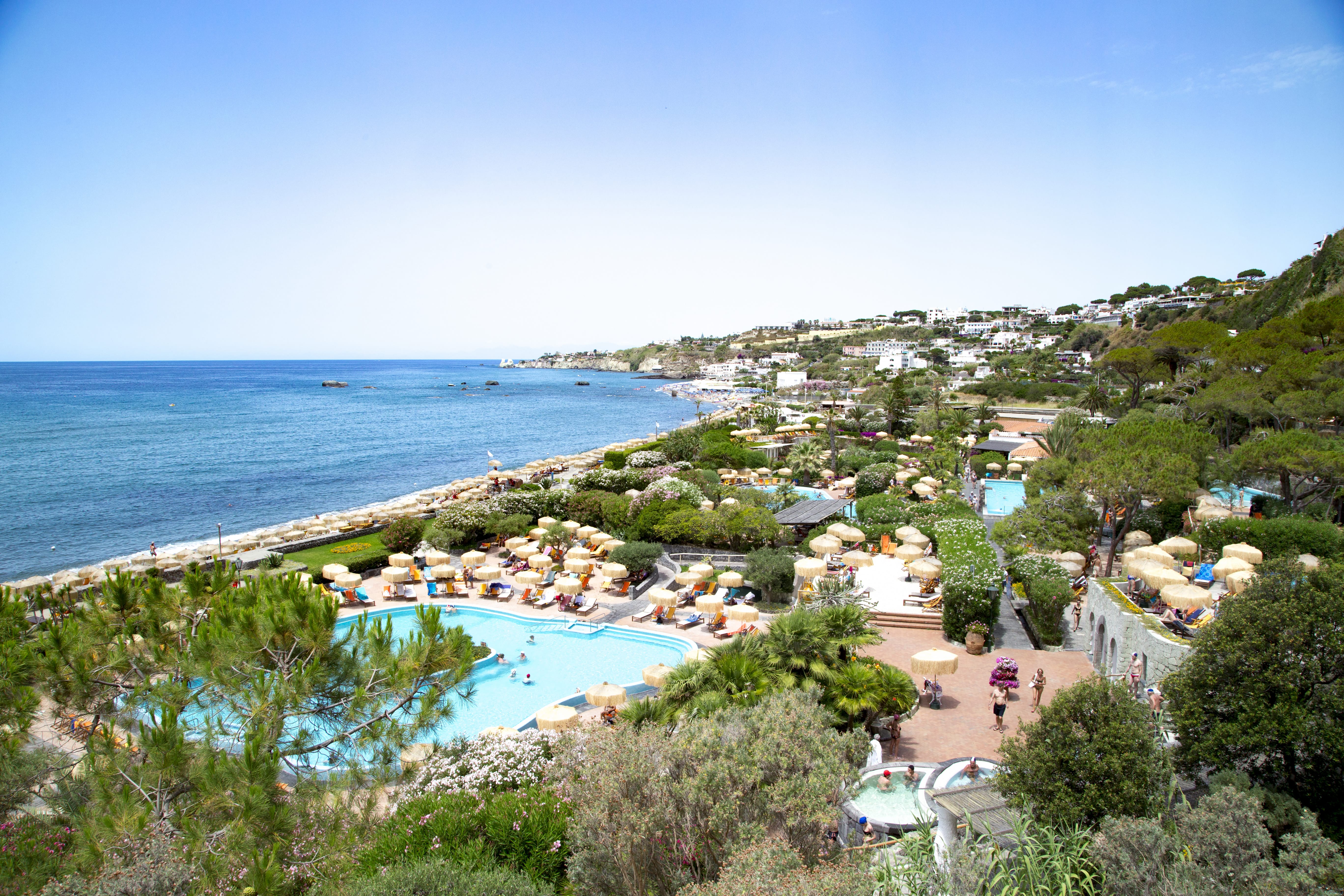 Ischia_135995901-min.jpeg