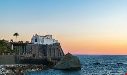 Ischia_179731189-min.jpeg