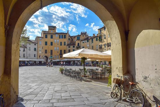 Anfiteatro Square Lucca  