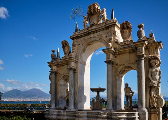  Naples  