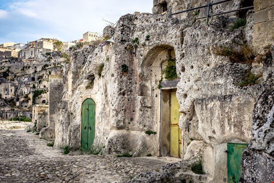 matera_234932506 matera_234932506  