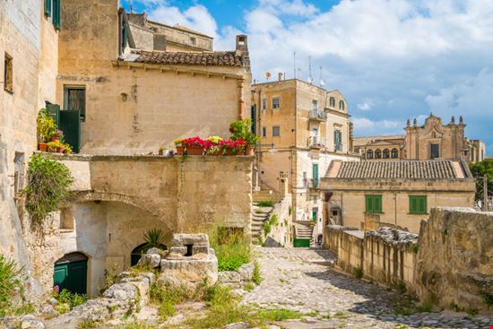 matera_768015700 matera_768015700  
