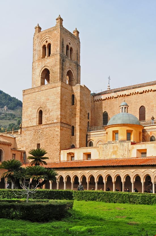 Monreale_Duomo_199616826-min.jpeg Monreale_Duomo_199616826-min.jpeg  