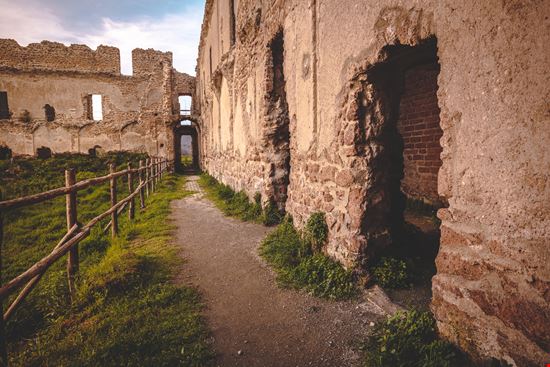 Monterano_206189955-min.jpeg Monterano_206189955-min.jpeg  