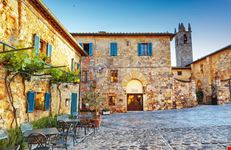 Monteriggioni_city
