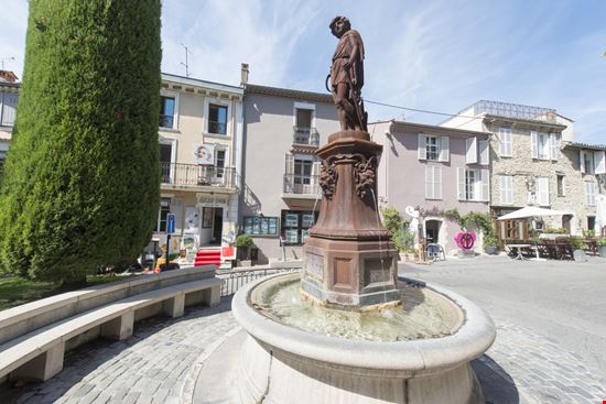 Mougins_238717396 Mougins_238717396  