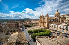 Noto_270350090-min.jpeg