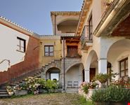 Orgosolo_paese