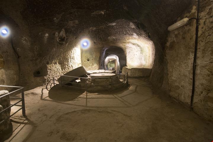 Orvieto_598915712