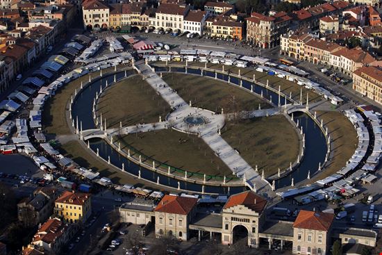 Padova_249684617-min.jpeg Padova_249684617-min.jpeg  