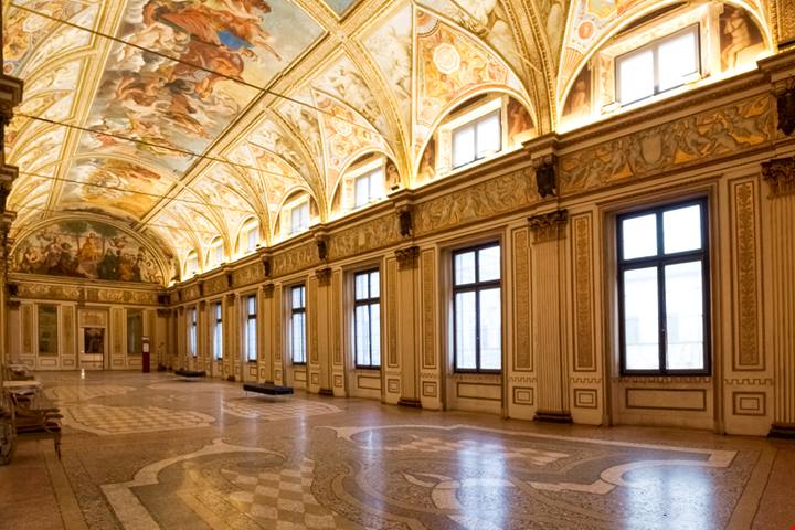 5 posti ( 80 da ascoltare) che devi assolutamente visitare a Mantova