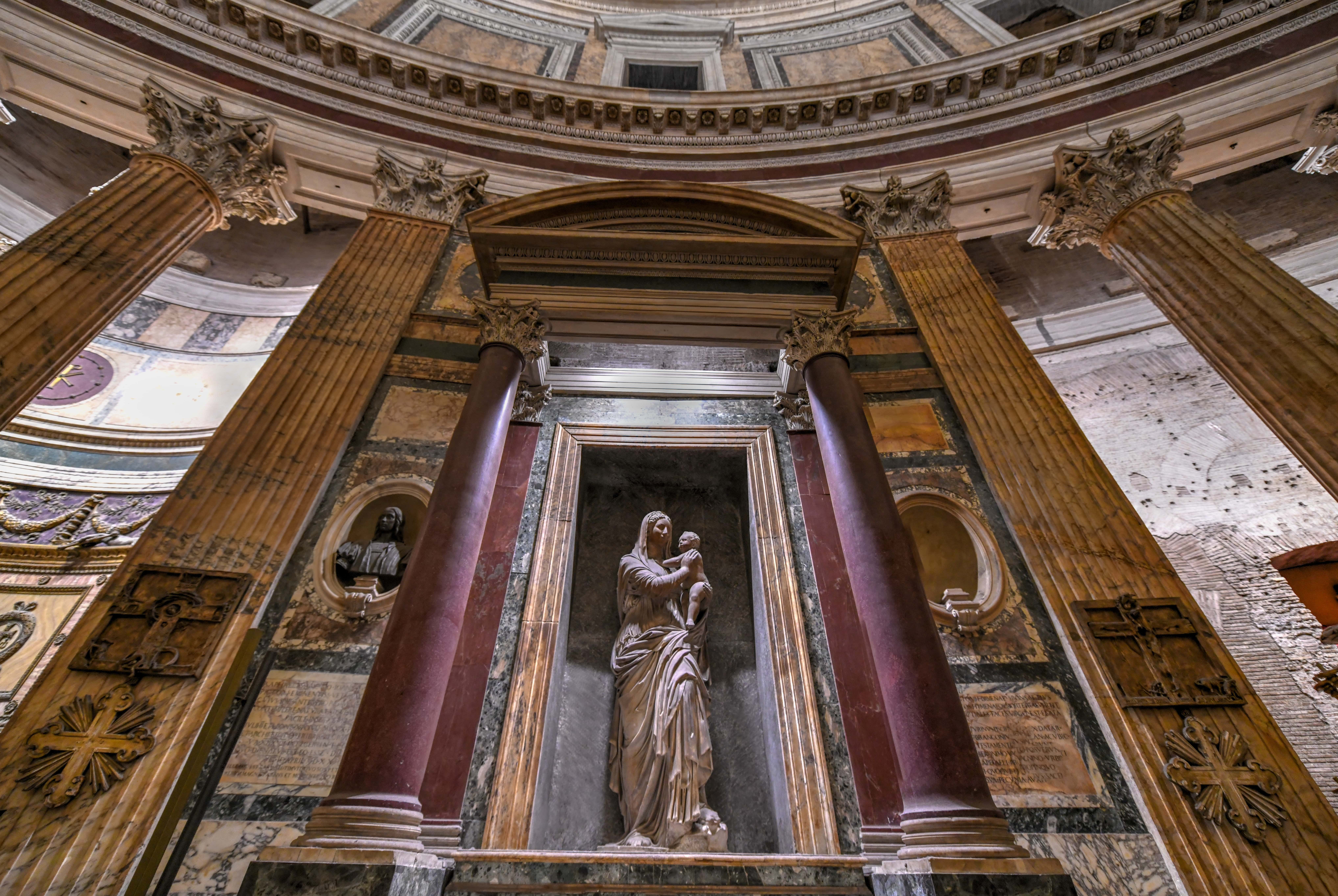 Pantheon_226000844-min.jpeg
