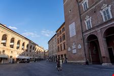 Piazza del Comune Fabriano_1676237047