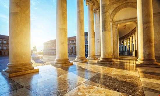 piazza del plebiscito napoli_1712248219 piazza del plebiscito napoli_1712248219  