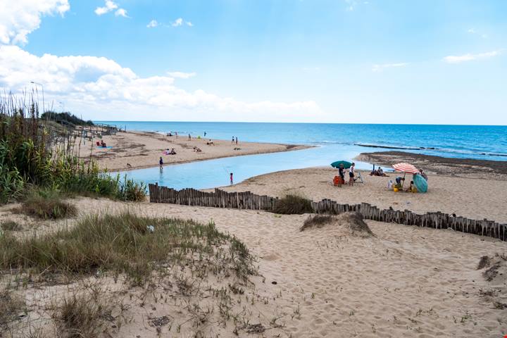 A meno di un'ora da Gallipoli ma sembra di essere in un altro mondo: qui trovi tanta pace e spiagge top del Salento