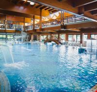 PISCINE TERMALI COPERTE E ALL'APERTO PISCINE TERMALI COPERTE E ALL'APERTO