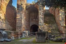 Pozzuoli_242436447-min.jpeg