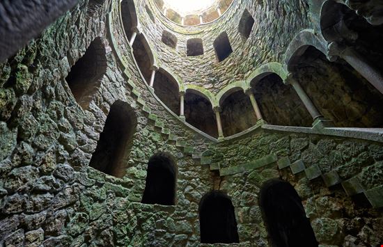 Quinta_Regaleira_181455749-min.jpeg Quinta_Regaleira_181455749-min.jpeg  