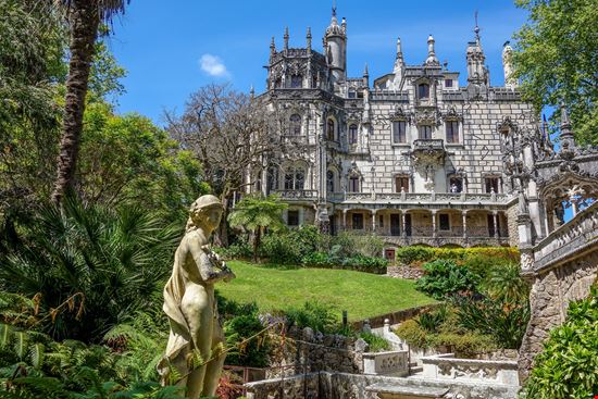 Quinta_Regaleira_216844682-min.jpeg Quinta_Regaleira_216844682-min.jpeg  
