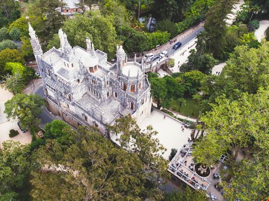 Quinta_Regaleira_224784522-min.jpeg Quinta_Regaleira_224784522-min.jpeg  