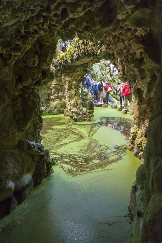 Quinta_Regaleira_237505179-min.jpeg Quinta_Regaleira_237505179-min.jpeg  