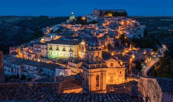 ragusa-notte ragusa-notte  