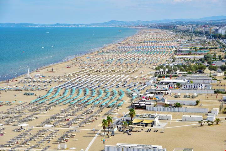 Riviera_710803837