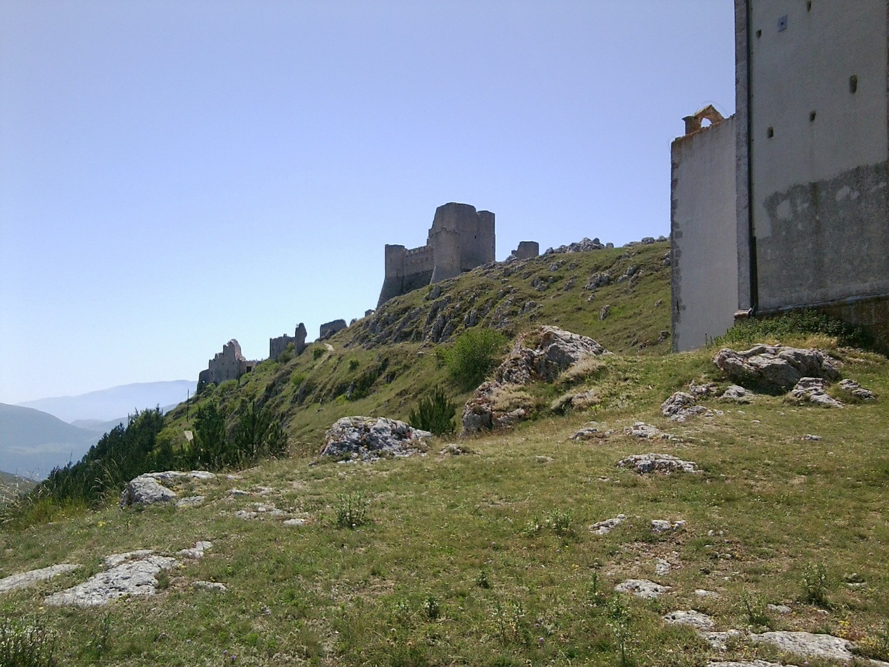 rocca-calascio-598062_1280