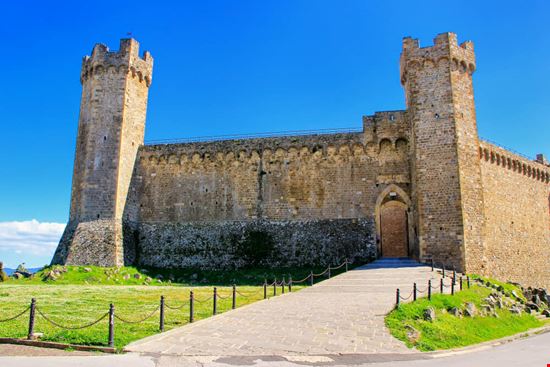 rocca di montalcino_1045398484 rocca di montalcino_1045398484  