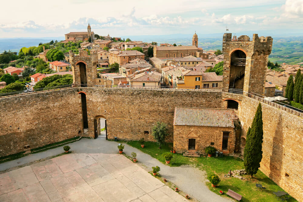 rocca di montalcino_683187298