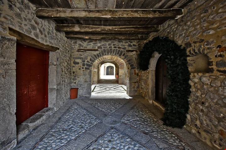 San Lorenzello a Natale: tra luci e ceramiche