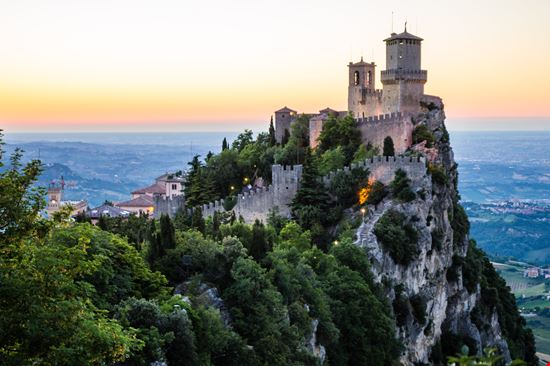 San_Marino_125343768-min.jpeg San_Marino_125343768-min.jpeg  